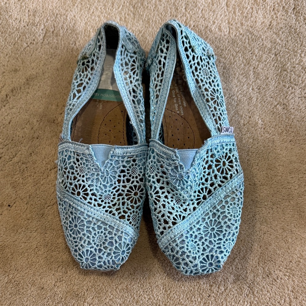 Toms Women's Light Blue Crochet Flats